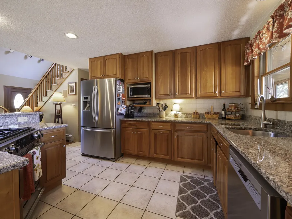 31 Hallbrook Way Ellsworth ME 04605