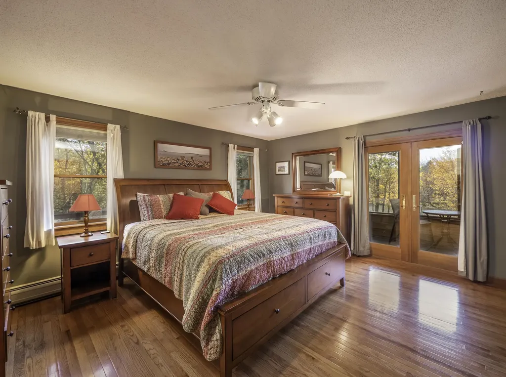 31 Hallbrook Way Ellsworth ME 04605