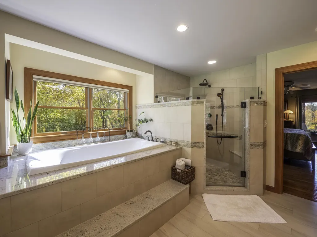 31 Hallbrook Way Ellsworth ME 04605