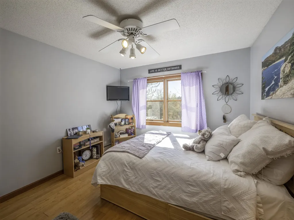 31 Hallbrook Way Ellsworth ME 04605