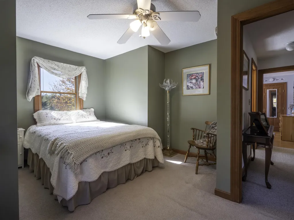 31 Hallbrook Way Ellsworth ME 04605