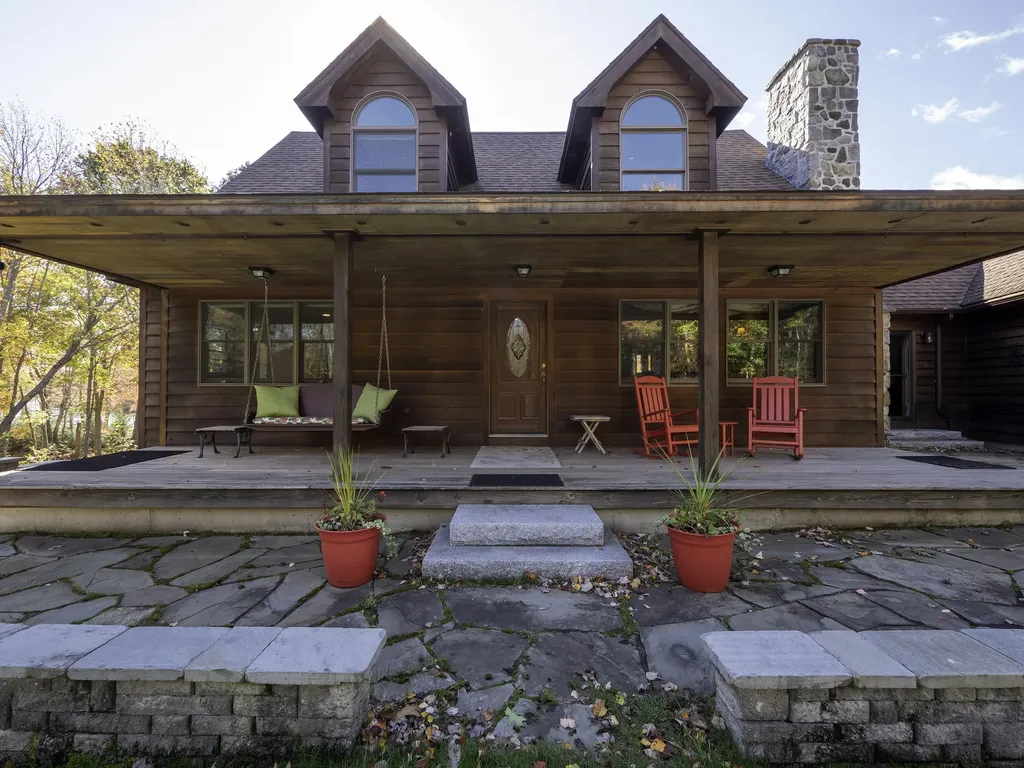 31 Hallbrook Way Ellsworth ME 04605