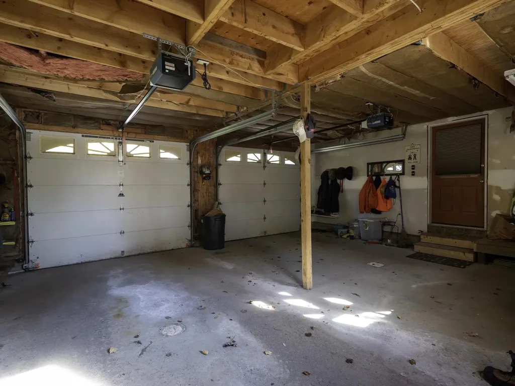 31 Hallbrook Way Ellsworth ME 04605