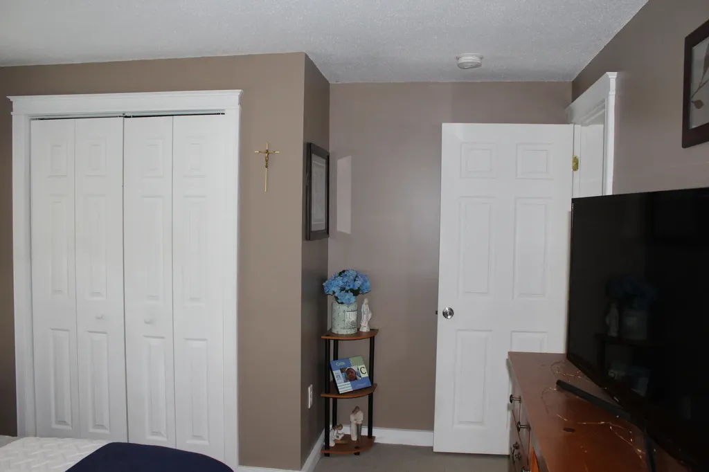 554 Bridgton Road Sebago ME 04029