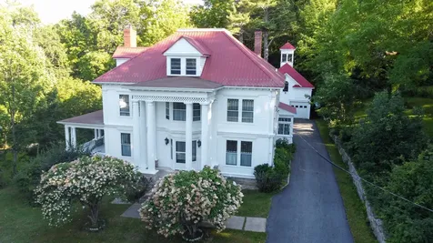 58 Pikes Hill Norway ME 04268