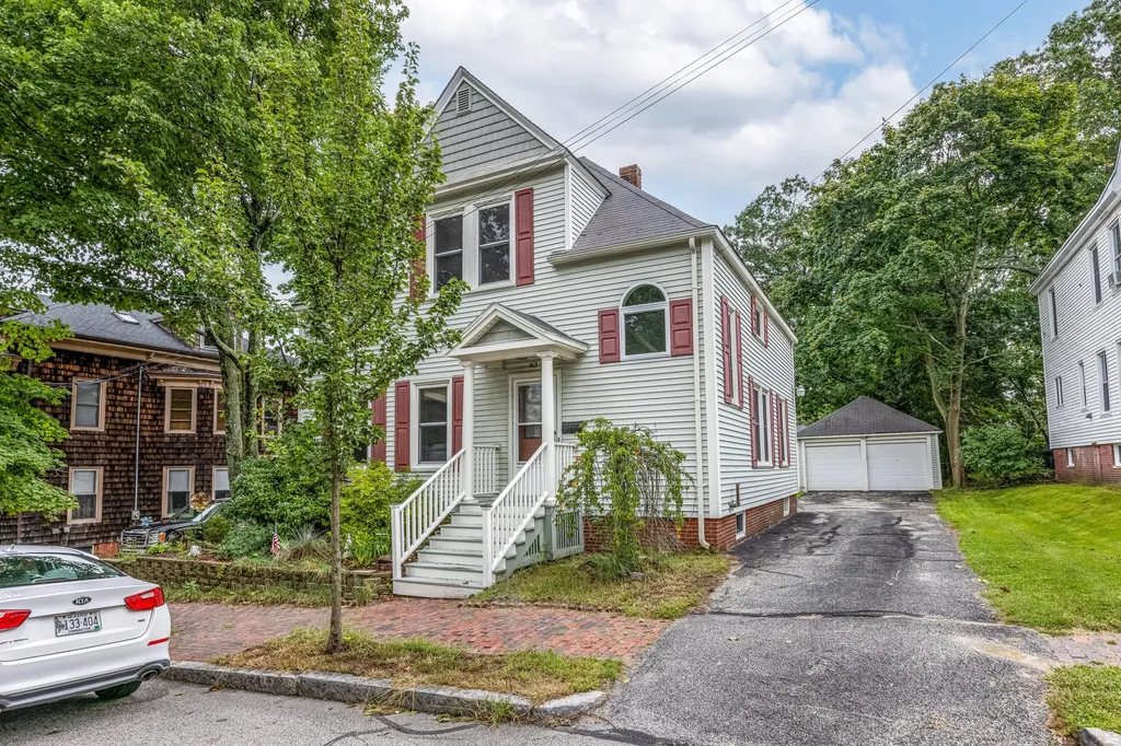 63 Glenwood Avenue Portland ME 04103
