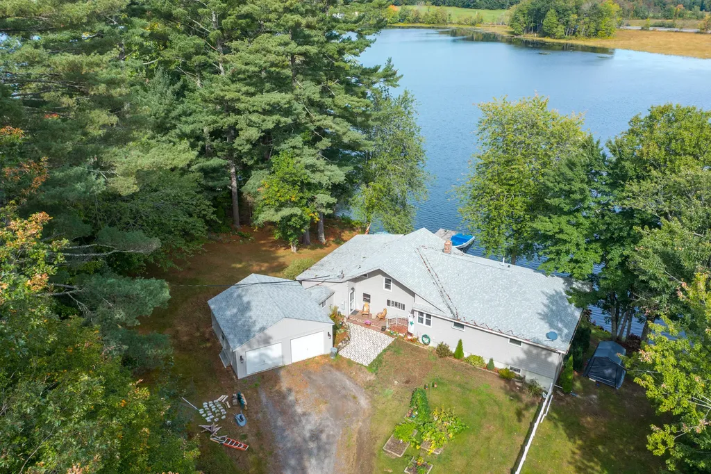 174 Bog Hill Road West Gardiner ME 04345