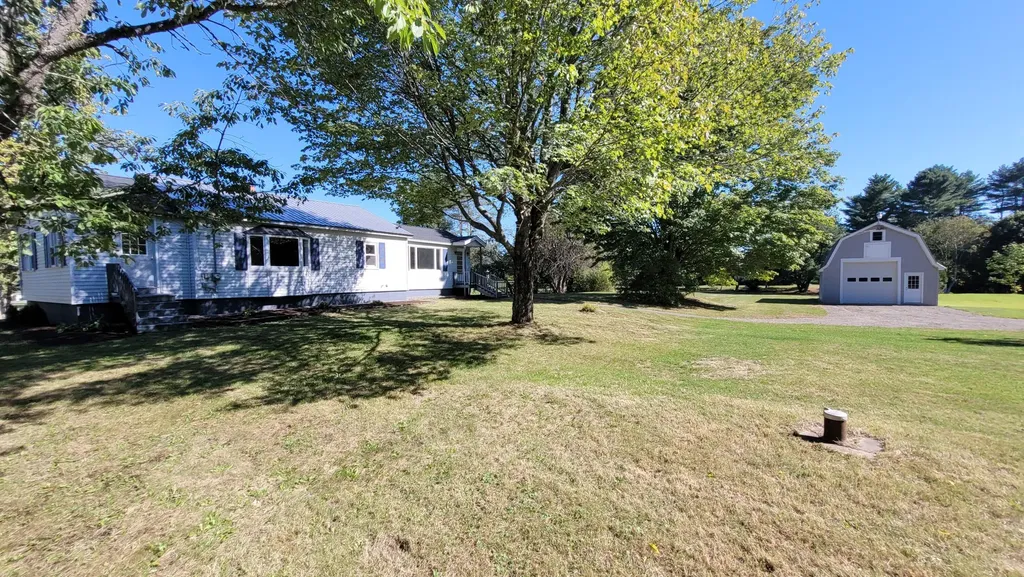 61 Merryman Road Glenburn ME 04401