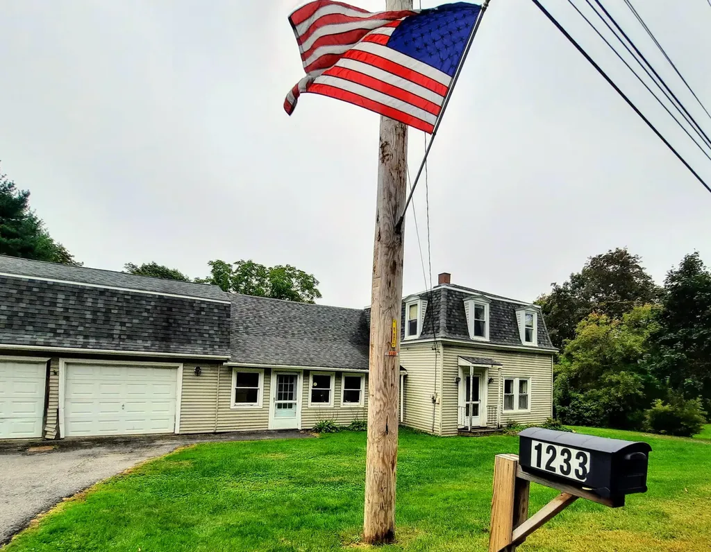 1233 State Street Veazie ME 04401