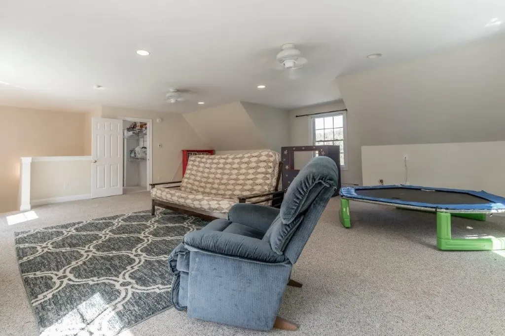 22 Dundee Road Windham ME 04062