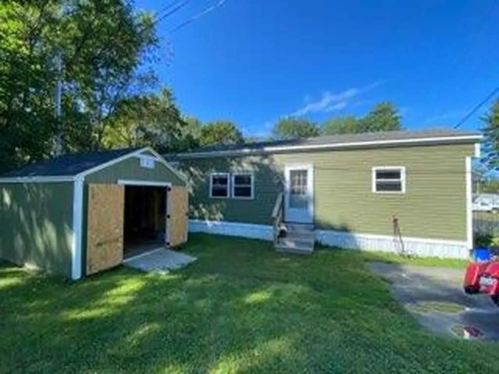 16 Falcon Circle Augusta ME 04330