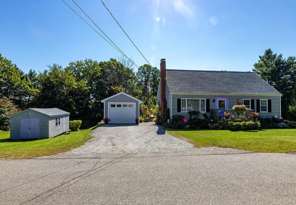 24 Katahdin Avenue Rockland ME 04841