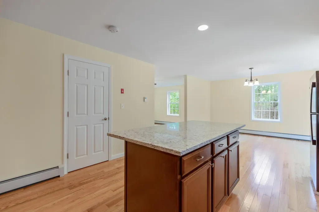 86 Center Road Lebanon ME 04027