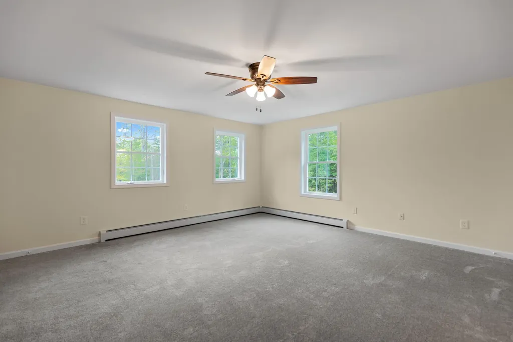 86 Center Road Lebanon ME 04027