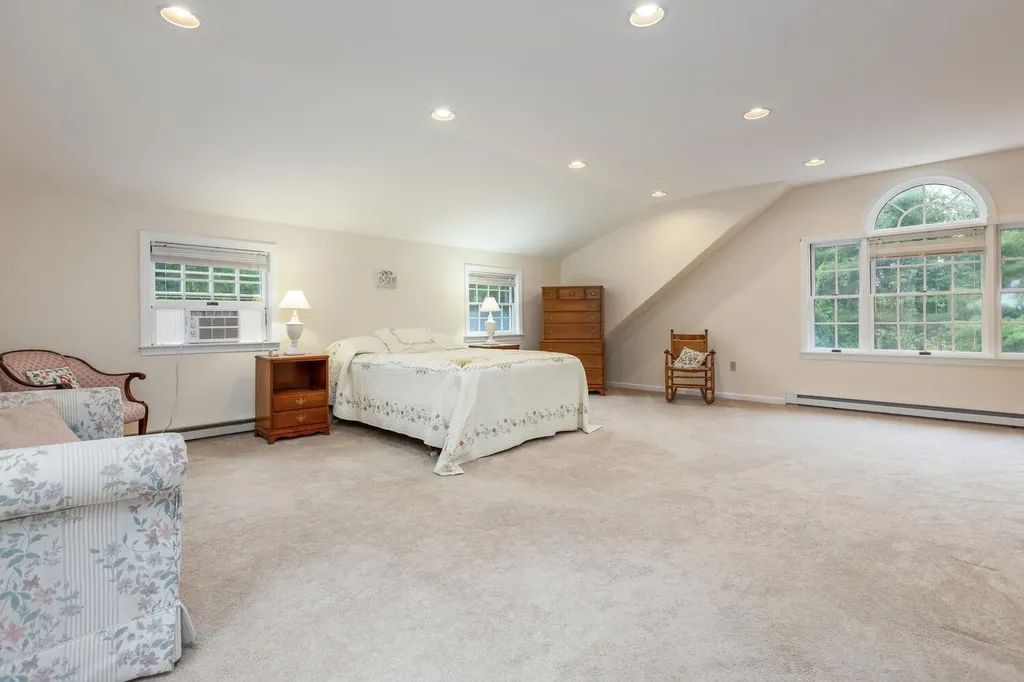 126 Cumberland Road North Yarmouth ME 04097