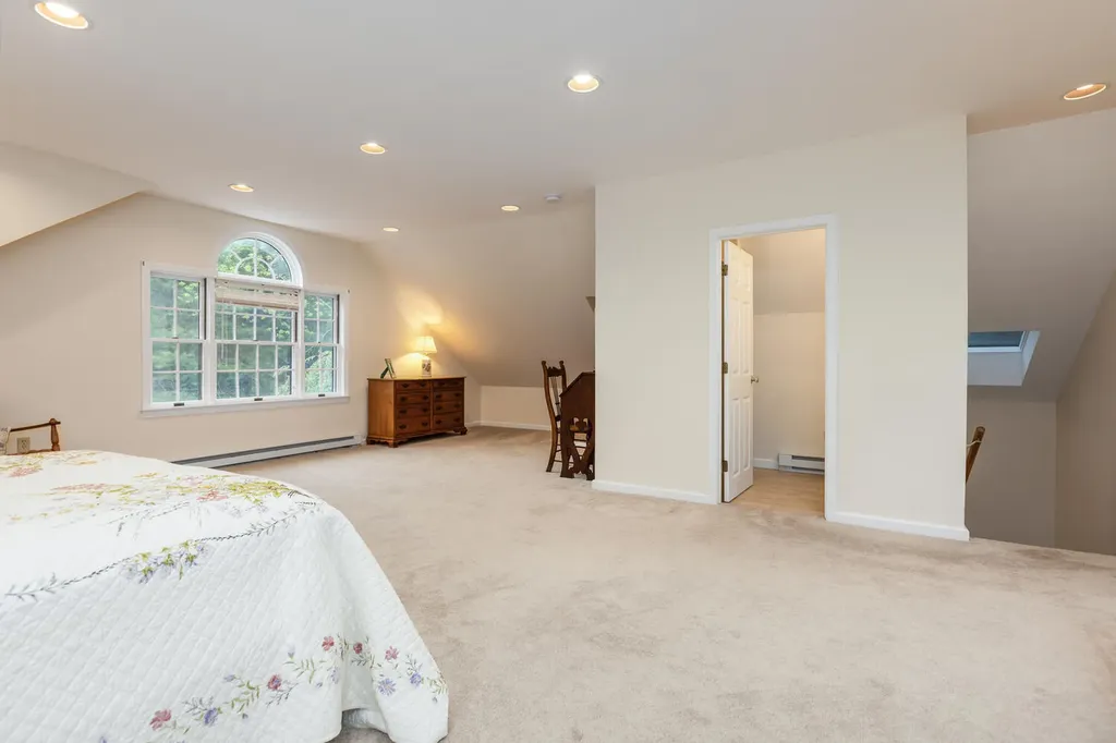 126 Cumberland Road North Yarmouth ME 04097