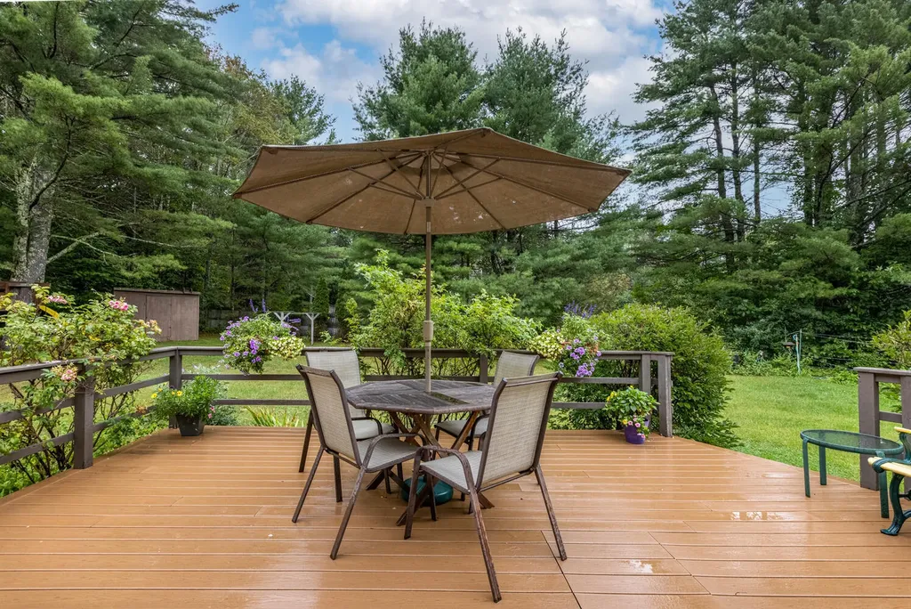 126 Cumberland Road North Yarmouth ME 04097