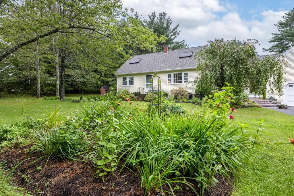 126 Cumberland Road North Yarmouth ME 04097