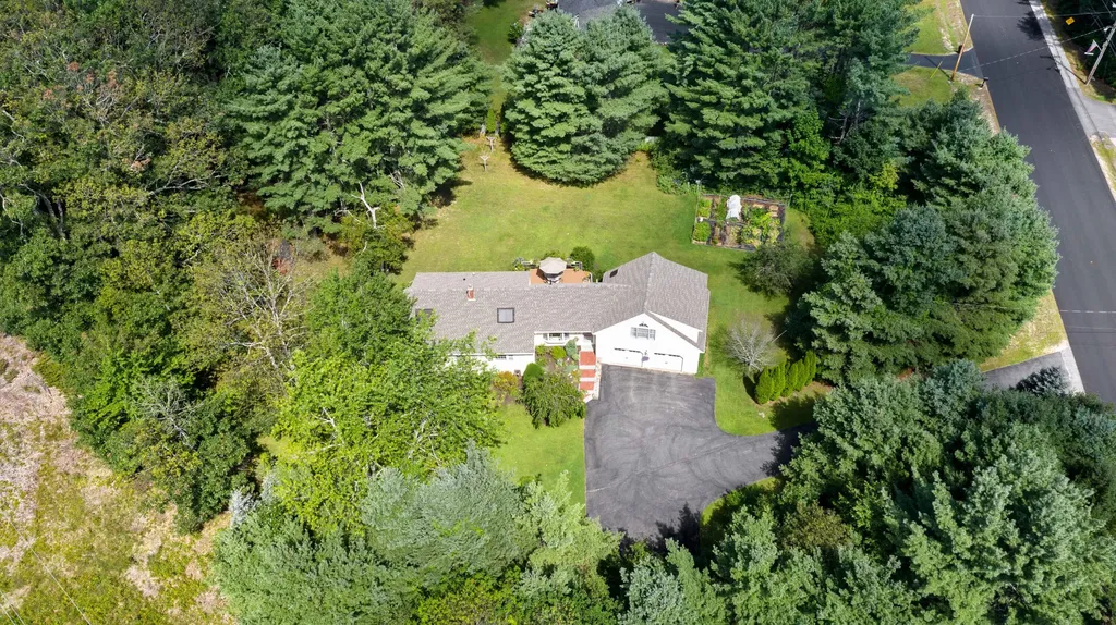 126 Cumberland Road North Yarmouth ME 04097