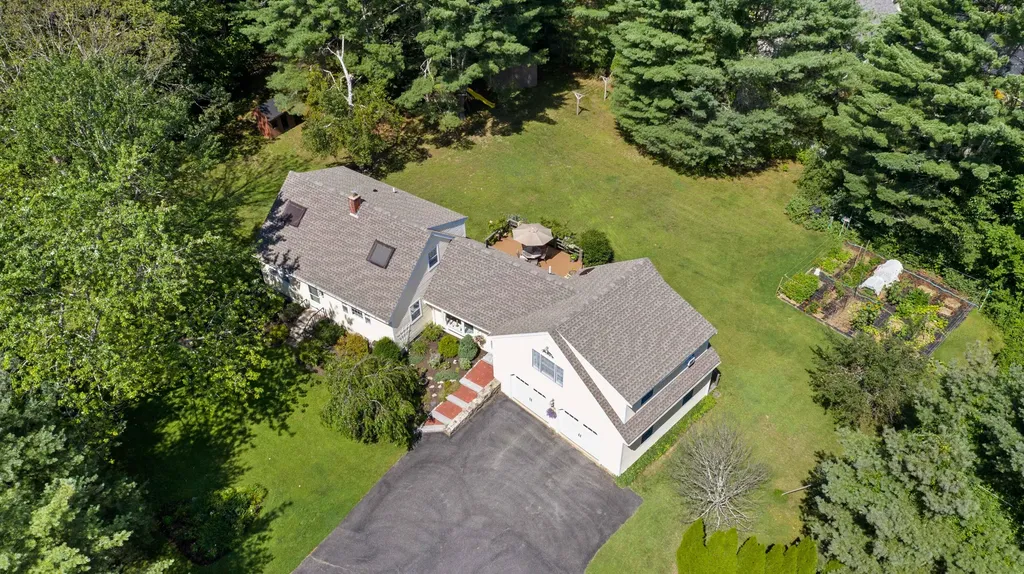 126 Cumberland Road North Yarmouth ME 04097