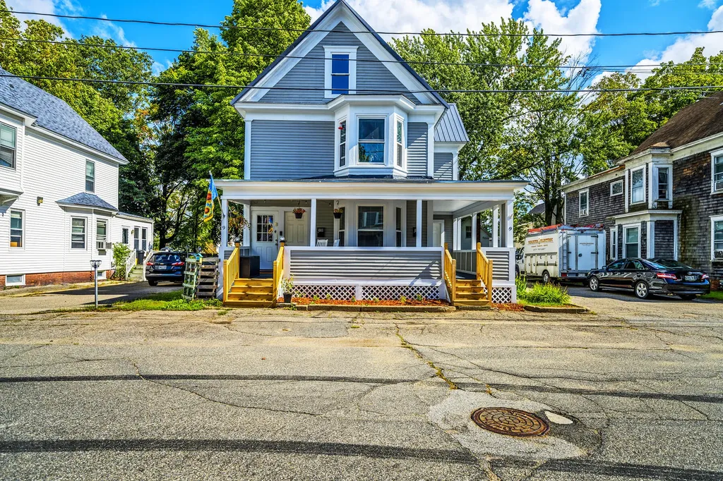9 Maple Street Sanford ME 04073