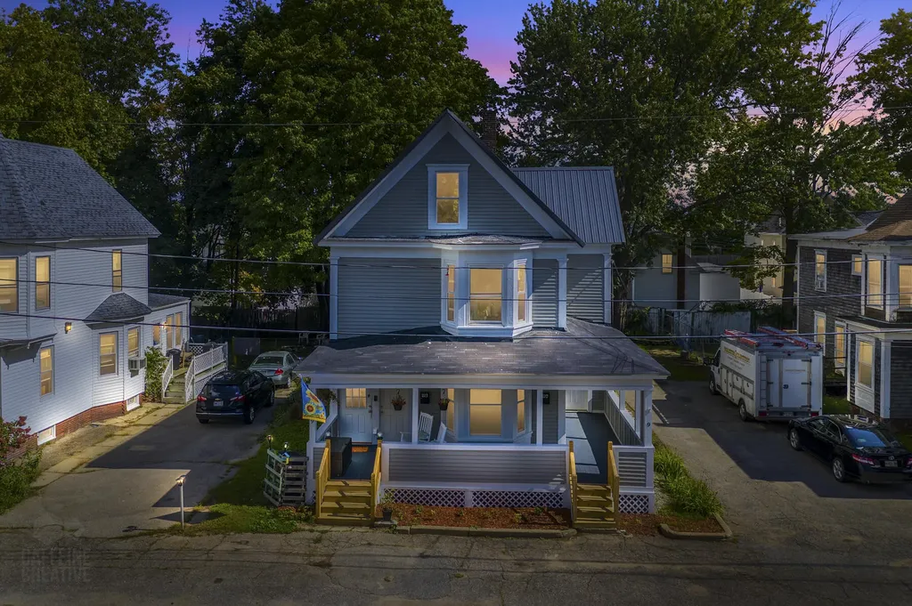 9 Maple Street Sanford ME 04073