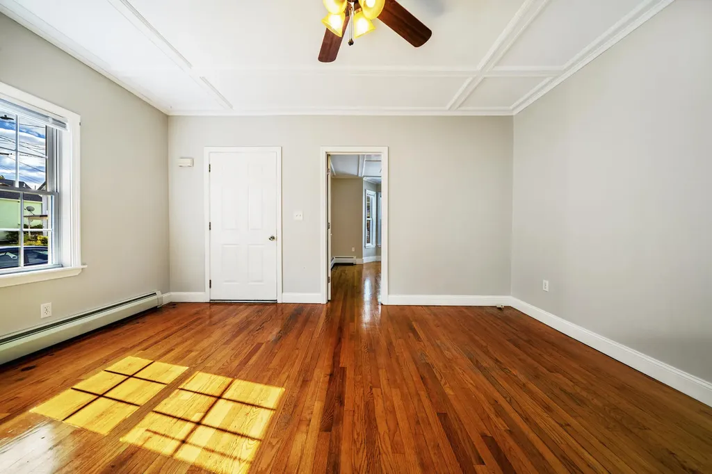 9 Maple Street Sanford ME 04073