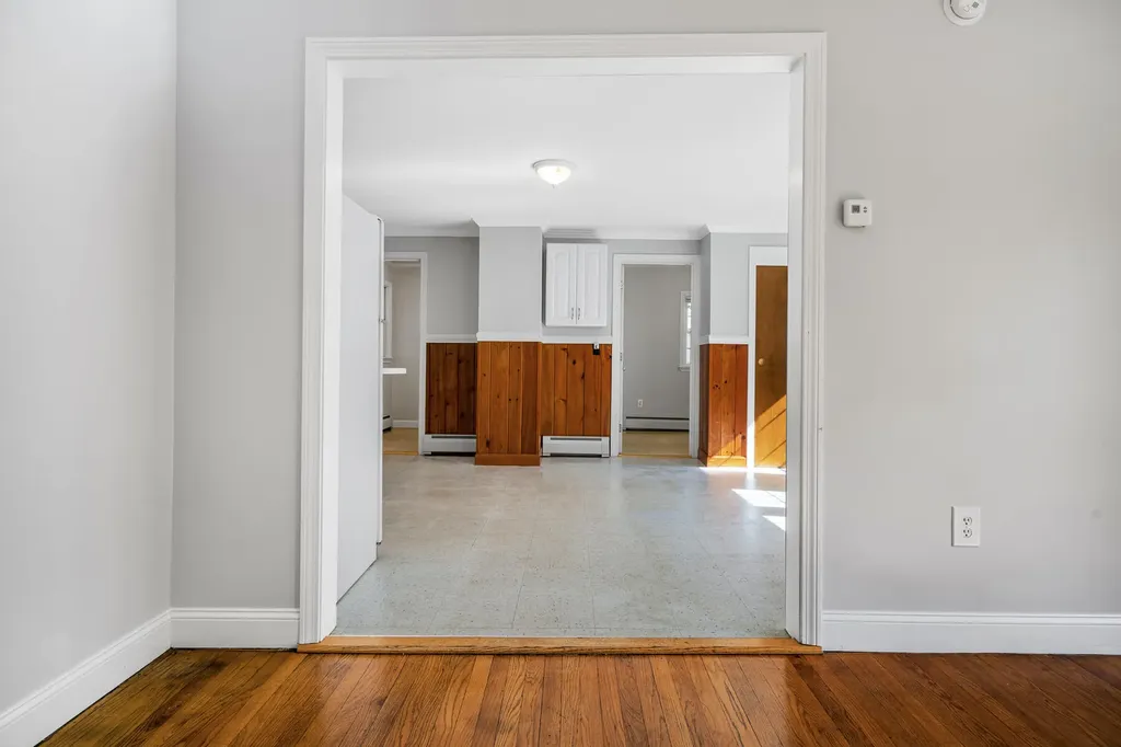 9 Maple Street Sanford ME 04073