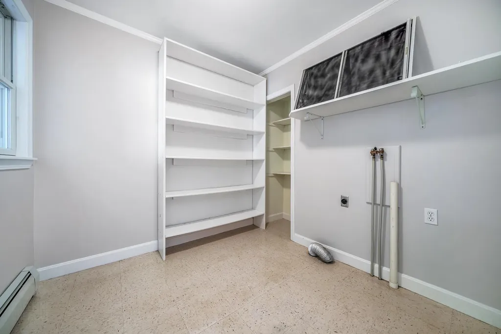 9 Maple Street Sanford ME 04073