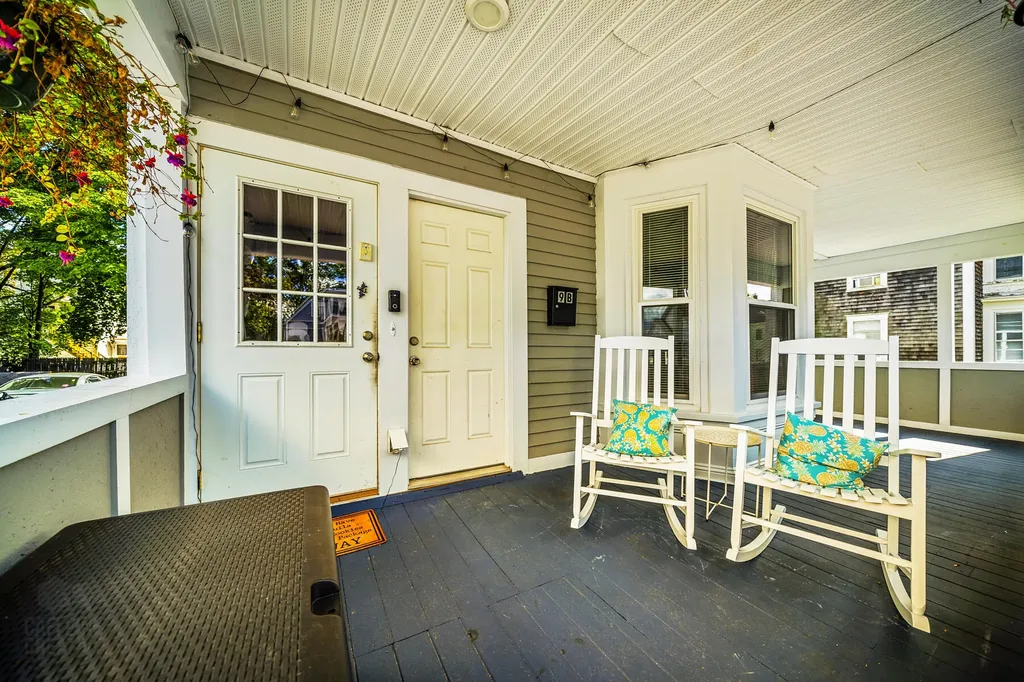 9 Maple Street Sanford ME 04073