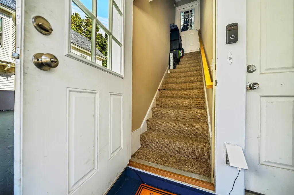 9 Maple Street Sanford ME 04073