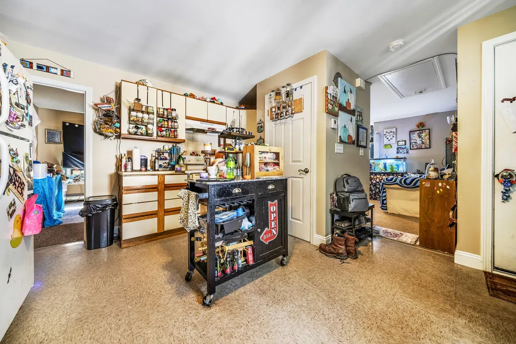 9 Maple Street Sanford ME 04073