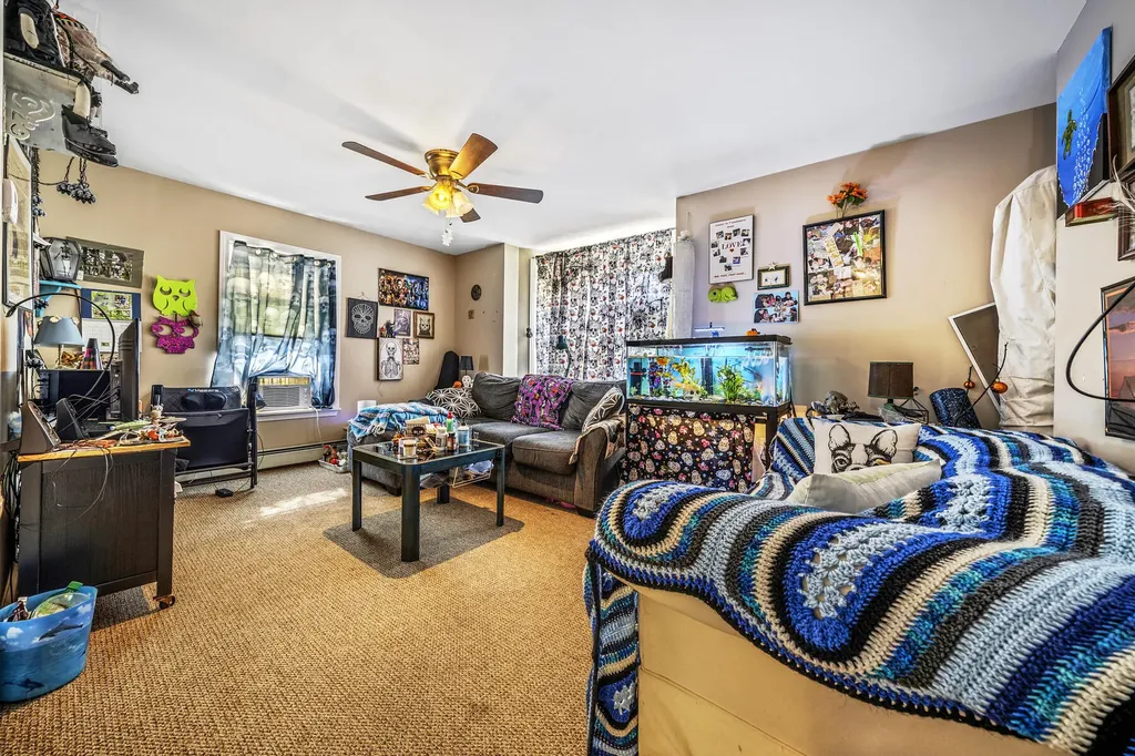 9 Maple Street Sanford ME 04073