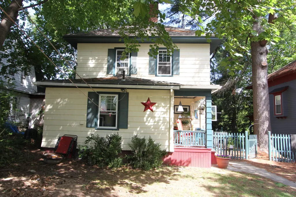 66 Gamage Avenue Auburn ME 04210