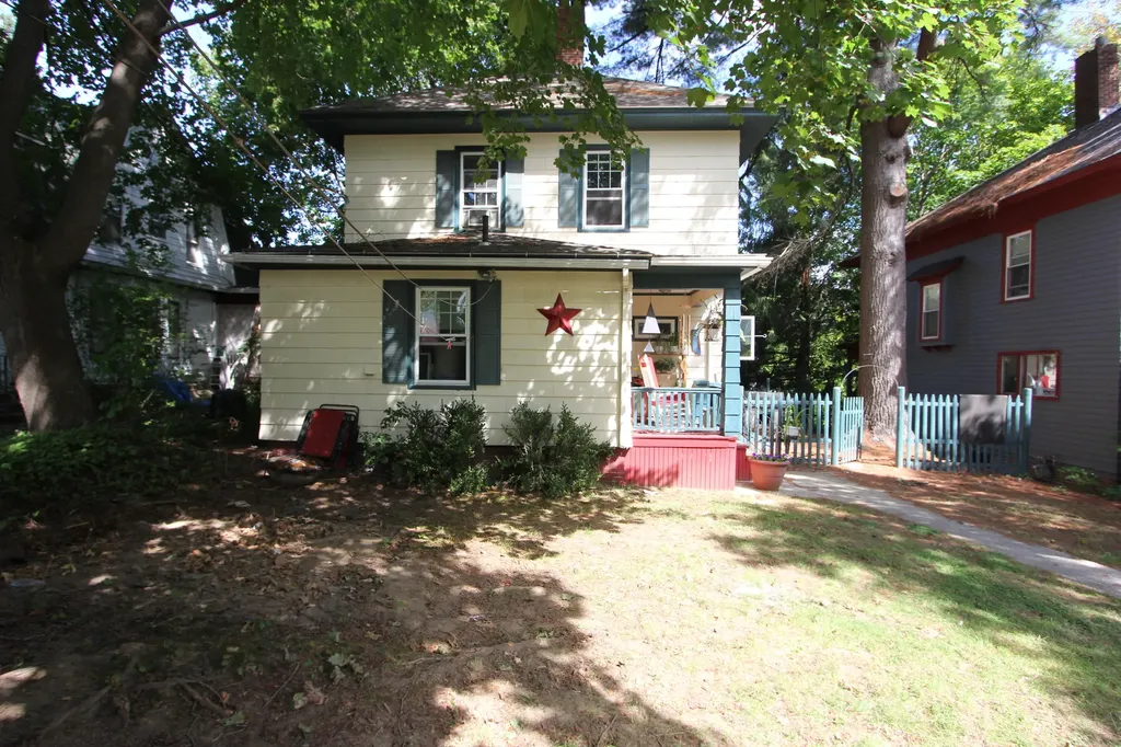 66 Gamage Avenue Auburn ME 04210