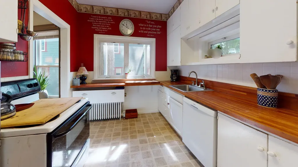 66 Gamage Avenue Auburn ME 04210