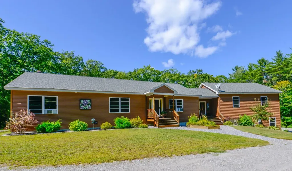 355 Songo School Road Naples ME 04055