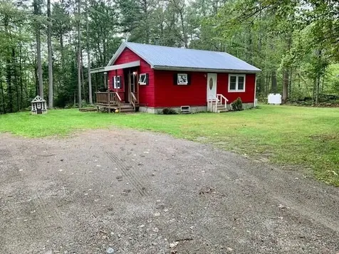 112 Hanscom Road Benton ME 04901