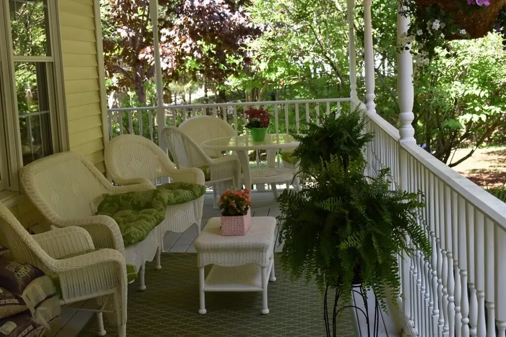 15 Washington Court Naples ME 04055