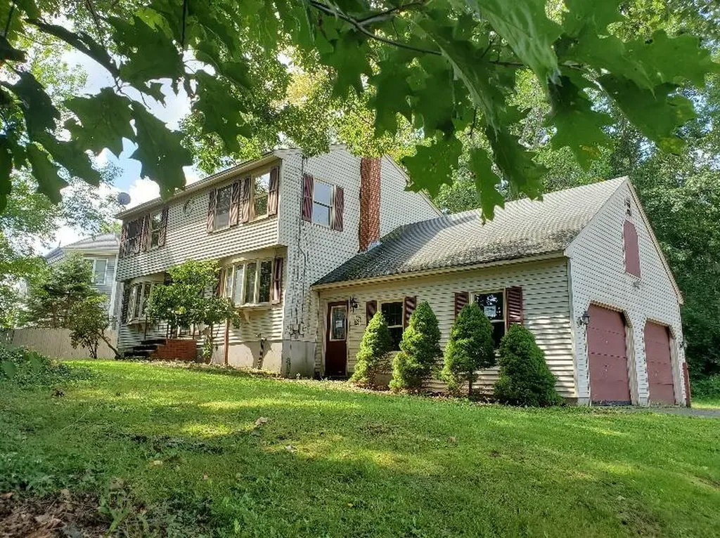 8 Cathedral Oaks Drive Biddeford ME 04005