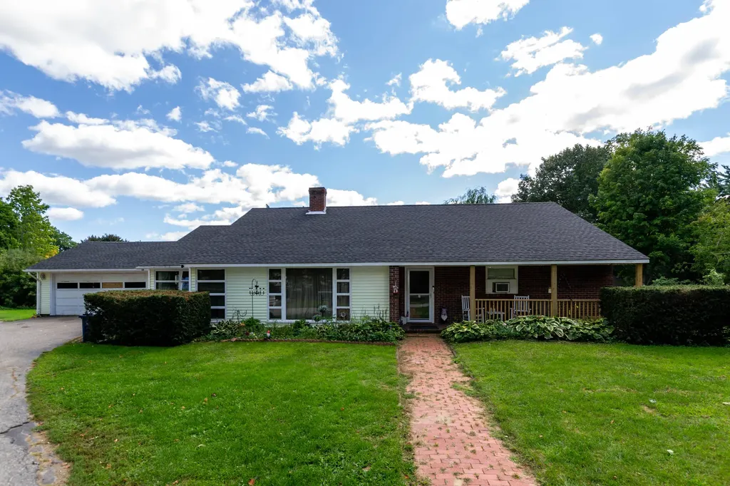 195 North Street Saco ME 04072