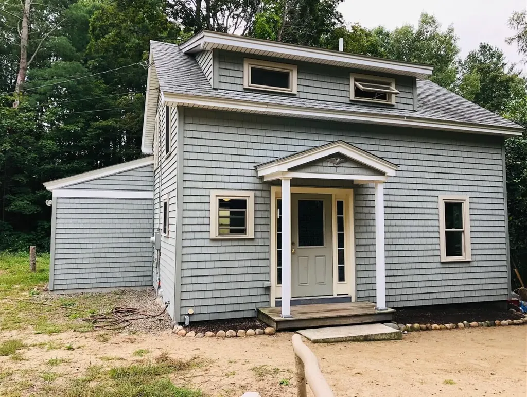 5 Cox Lane Sanford ME 04073