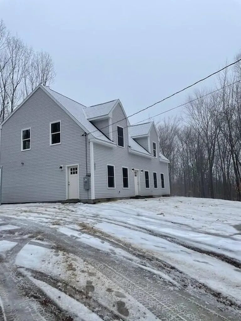 221 Brighton Hill Road Minot ME 04258