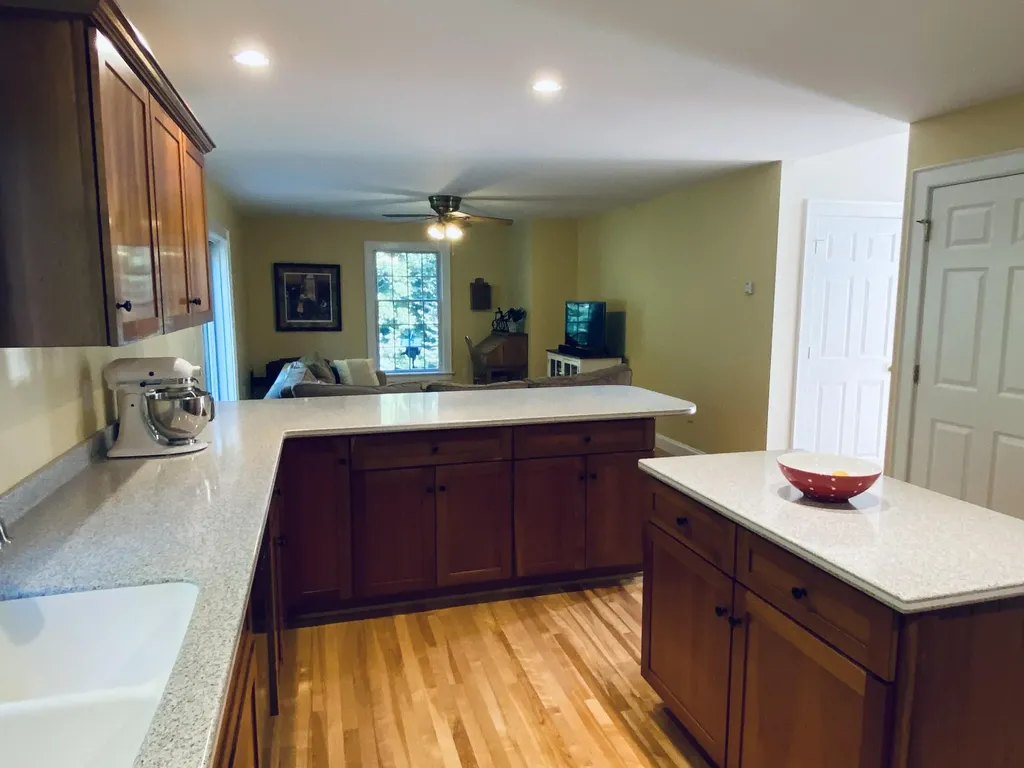 17 Hillside Drive Veazie ME 04401