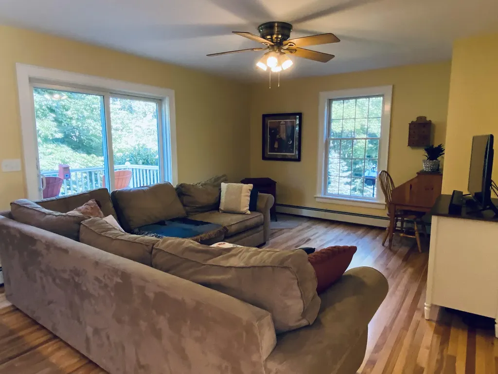 17 Hillside Drive Veazie ME 04401