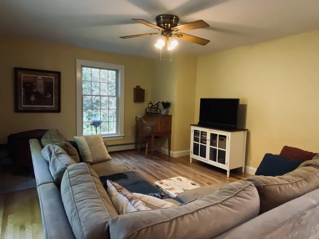 17 Hillside Drive Veazie ME 04401