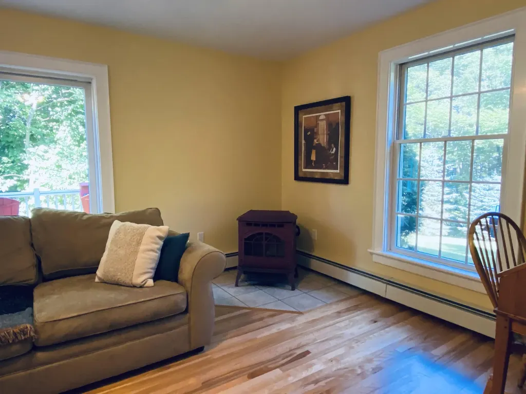 17 Hillside Drive Veazie ME 04401
