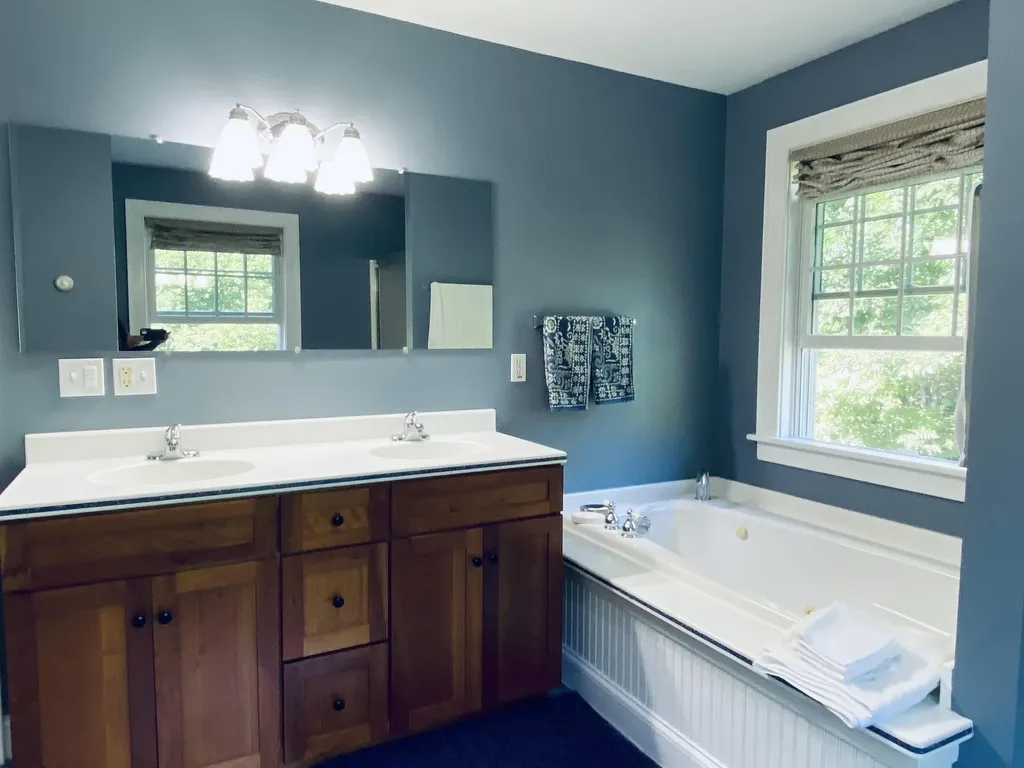 17 Hillside Drive Veazie ME 04401