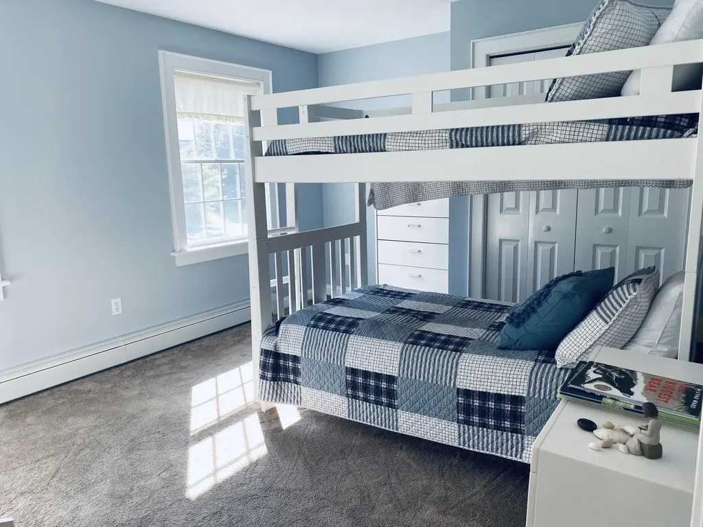 17 Hillside Drive Veazie ME 04401