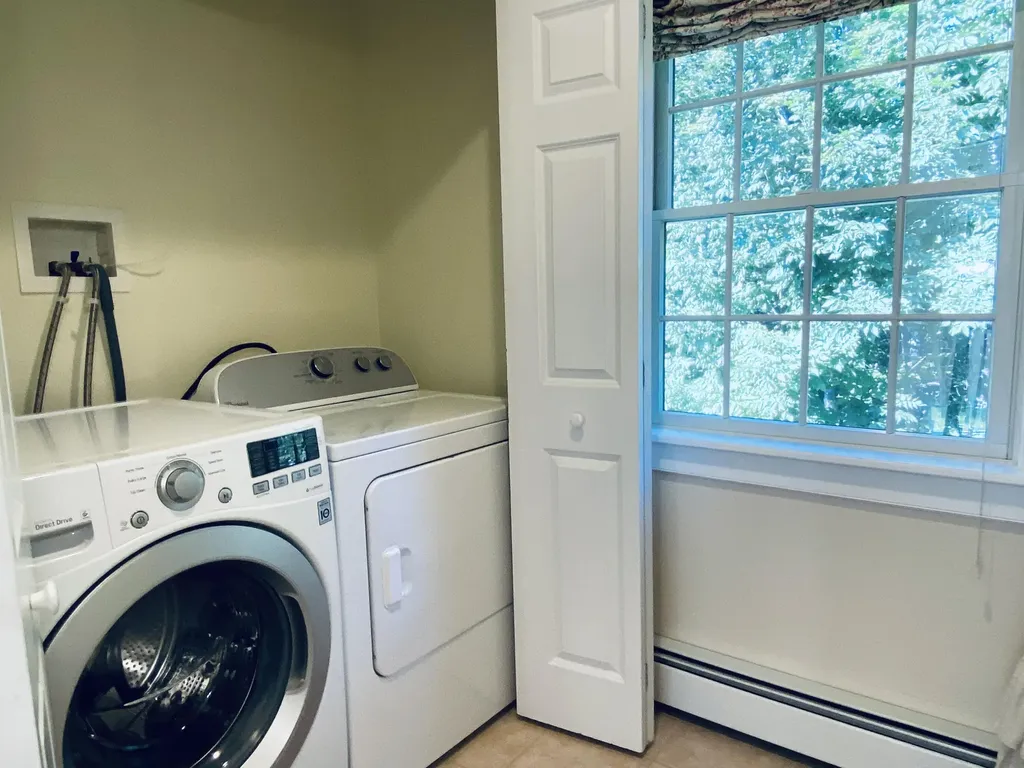 17 Hillside Drive Veazie ME 04401